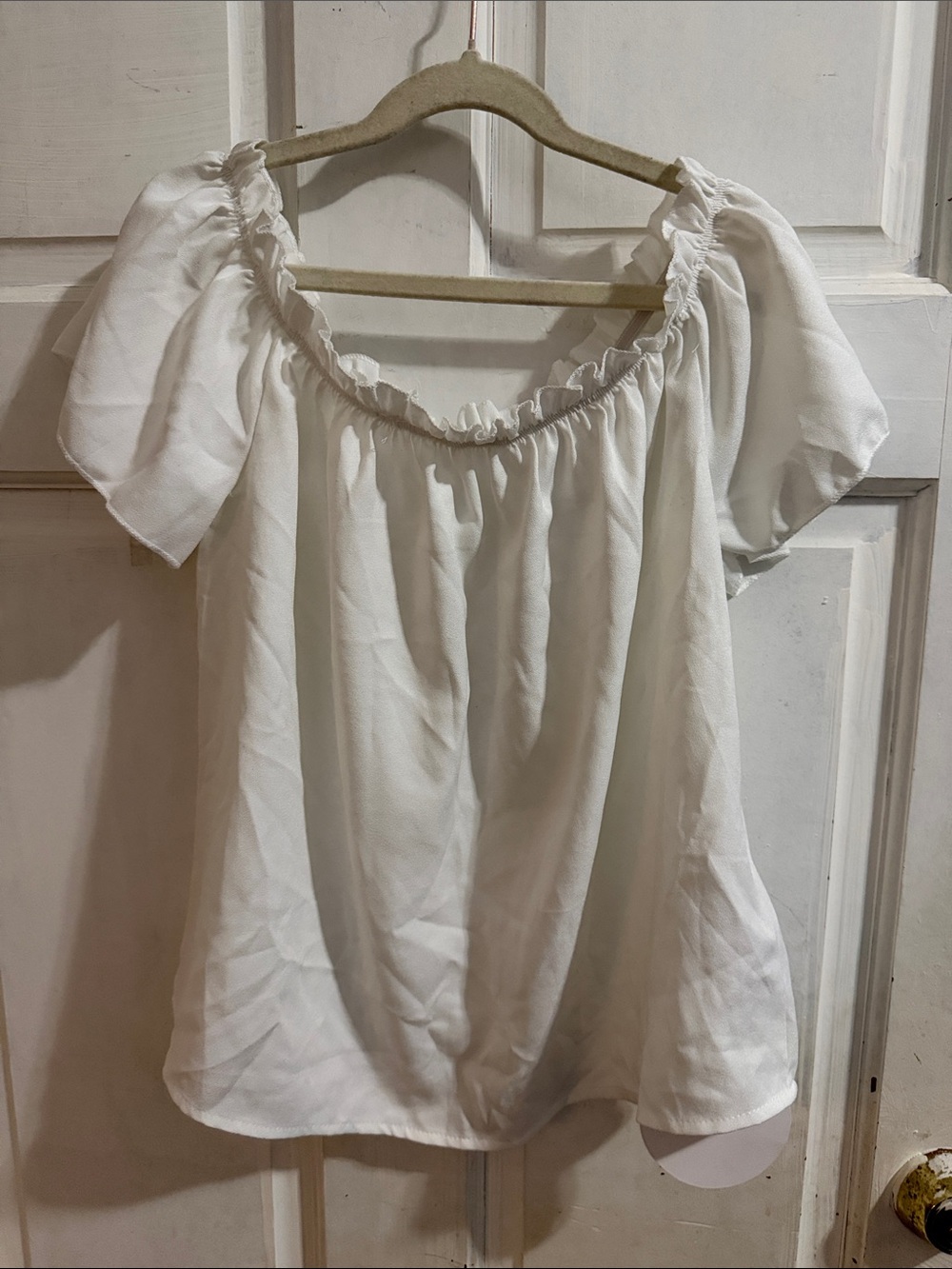 NWT SHEIN White Off-Shoulder Ruffle Peasant Top- size XS